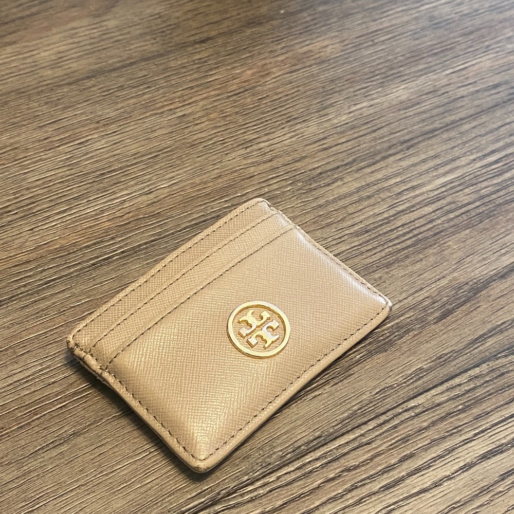 Tory Burch Robinson Card Case in Gray Heron
